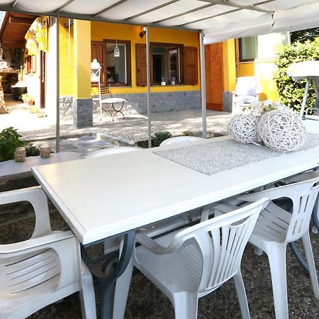 La Casa Dei Cigni Sul Lago D'Orta Omegna Bagian luar foto